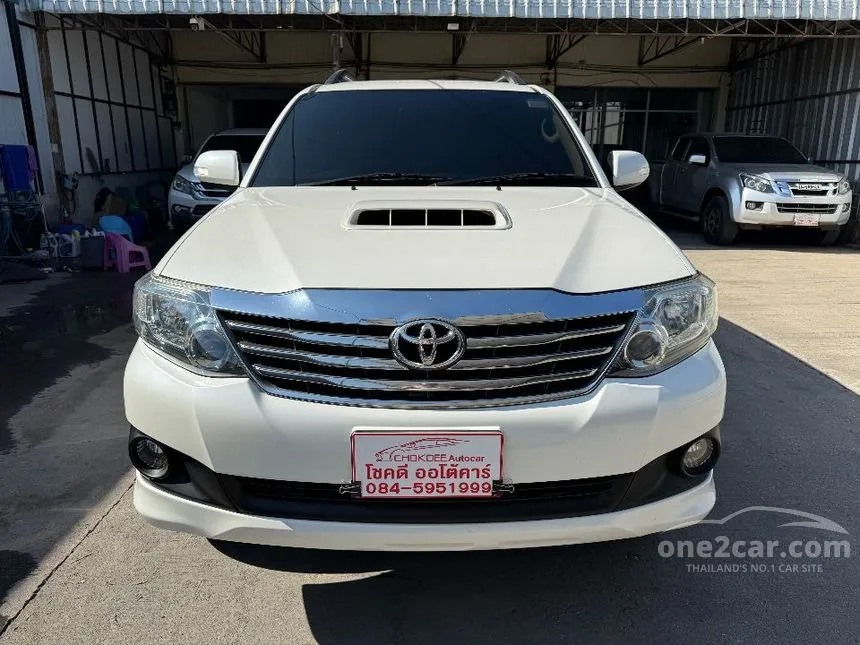 2012 Toyota FORTUNER V SUV