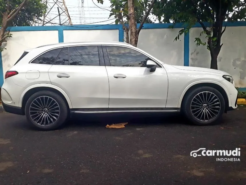 2023 Mercedes-Benz GLC300 AMG Line 4MATIC SUV