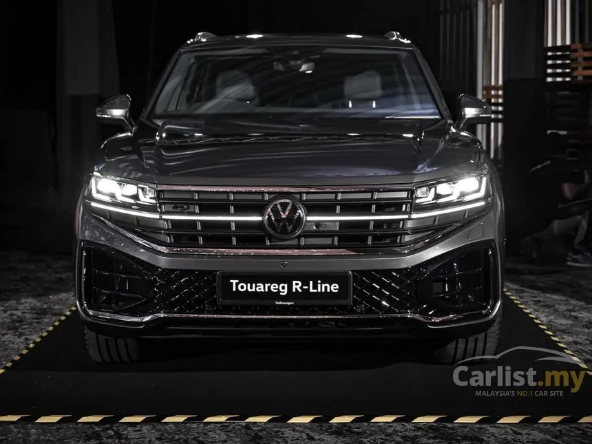 2024 Volkswagen Touareg R-line SUV