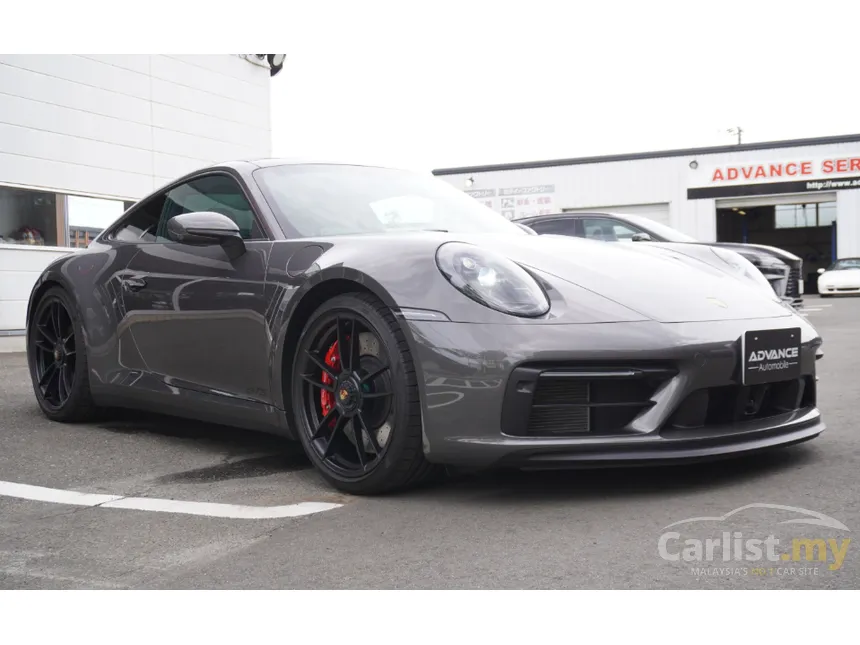 2022 Porsche 911 Carrera GTS Coupe