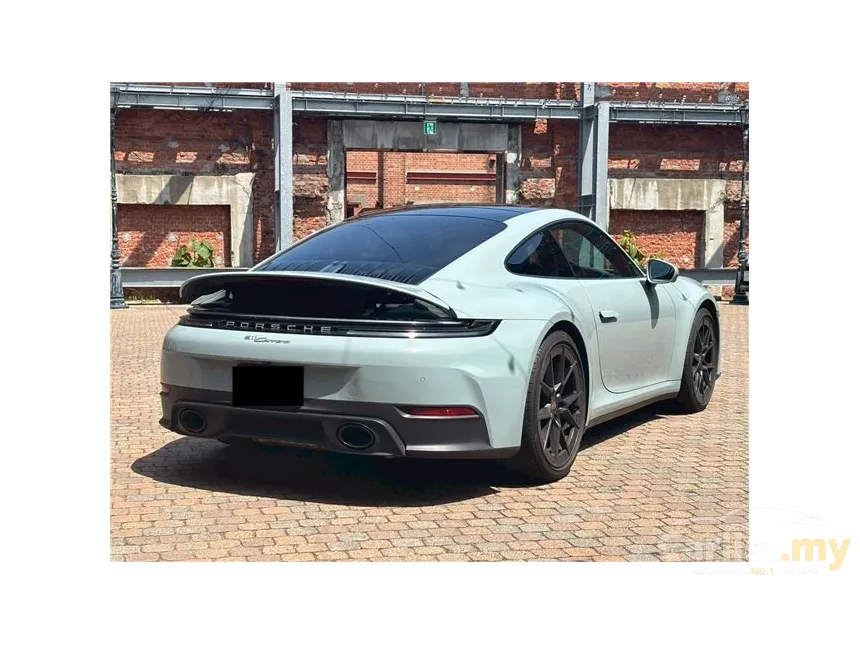 2025 Porsche 911 Carrera Coupe