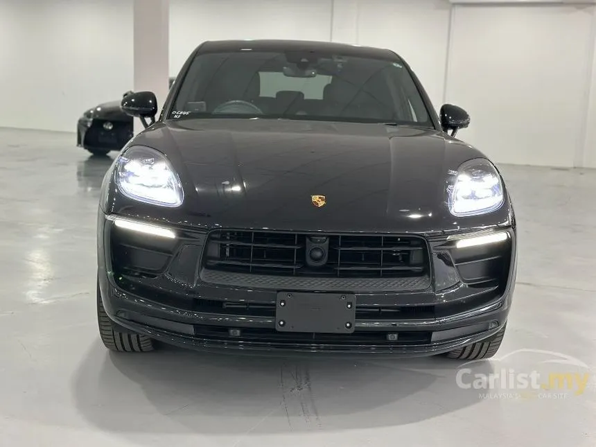 2022 Porsche Macan SUV
