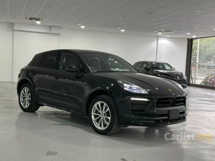 2022 Porsche Macan SUV