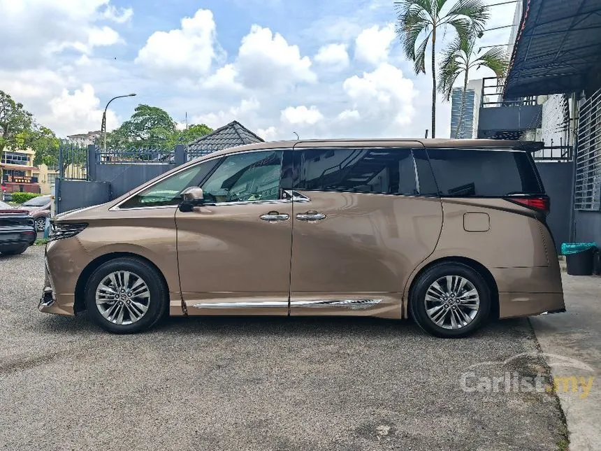 2024 Toyota Alphard Z 7-Seater MPV