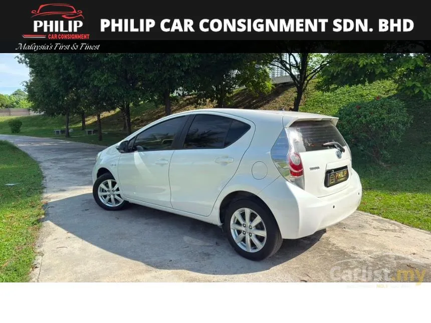 2013 Toyota Prius C Hybrid Hatchback