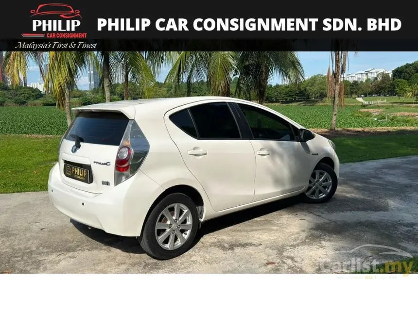 2013 Toyota Prius C Hybrid Hatchback