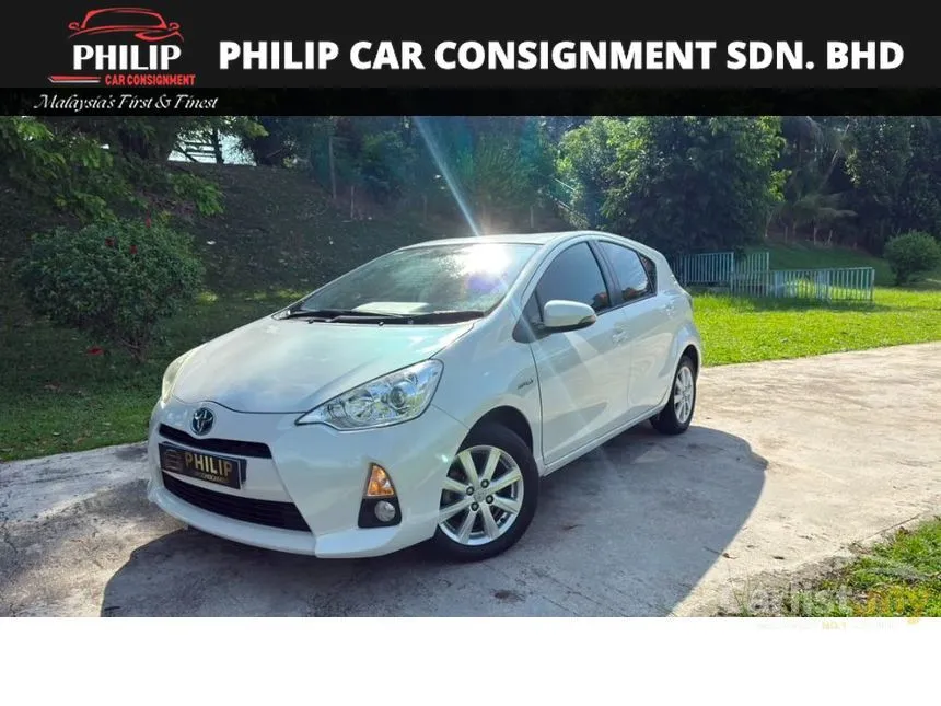 2013 Toyota Prius C Hybrid Hatchback