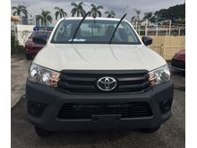 TOYOTA HILUX SINGLE CAP - 2.4 (M) BARU 2019/2020 - MUKA RENDAH, SENANG LULUS - DISCOUNT WORTH RM 5000 - 5 YEARS WARRANTY