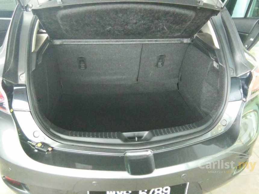 2013 Mazda 3 GL Hatchback