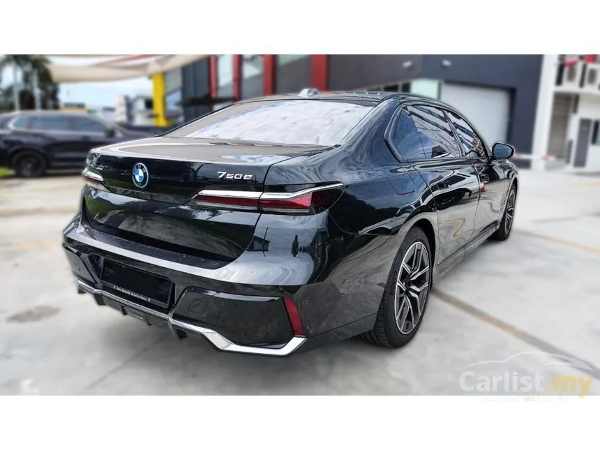 2025 BMW 750e xDrive M Sport Pure Excellence Sedan