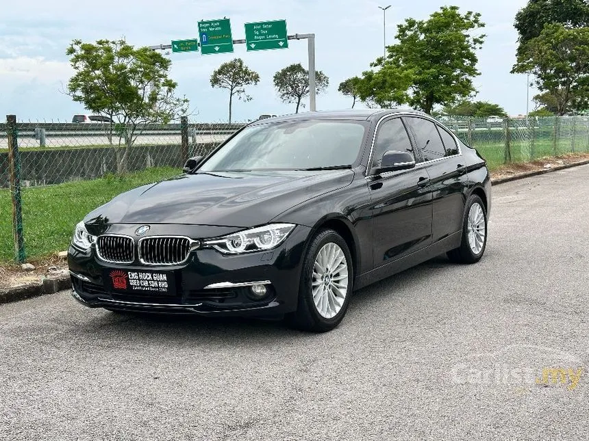 2019 BMW 318i Luxury Sedan