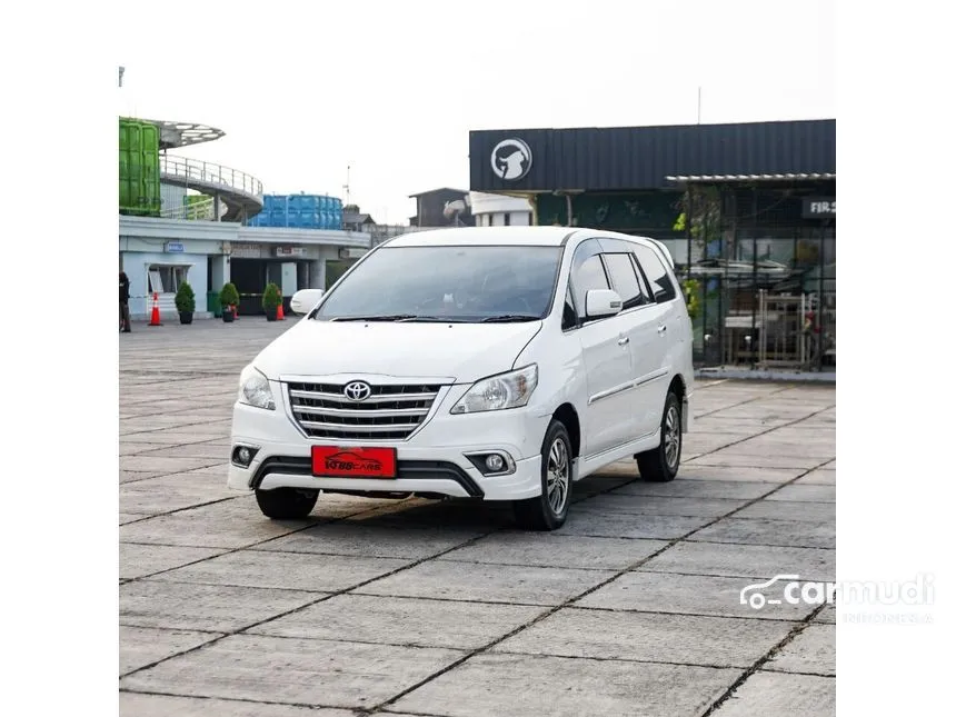 Jual Mobil Toyota Kijang Innova 2015 V 2.0 di DKI Jakarta Automatic MPV Putih Rp 205.000.000