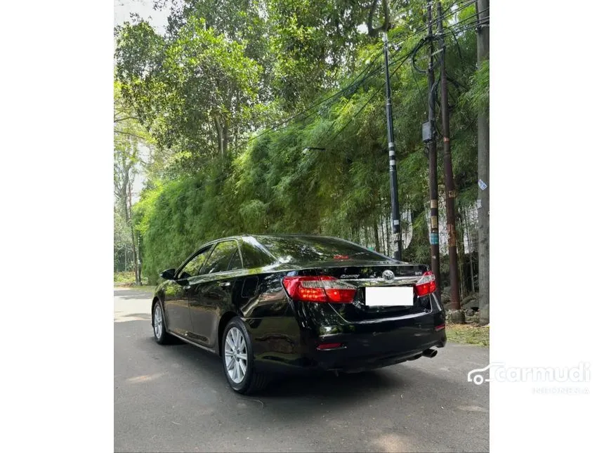 2014 Toyota Camry V Sedan