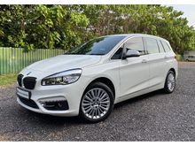 2015 BMW 220i 2.0 Gran Tourer MPV