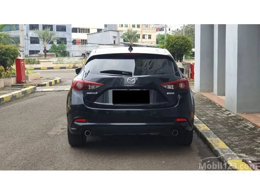 2018 Mazda 3 SKYACTIV-G Hatchback