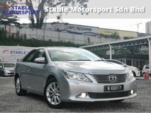 2013 Toyota Camry 2.5 V Sedan ** DIRECTOR OWNER... SERVICE ON TIME... 1 YEAR WARRANTY... LOW MLG... ACCIDENT FREE... CLEAN INTERIOR **