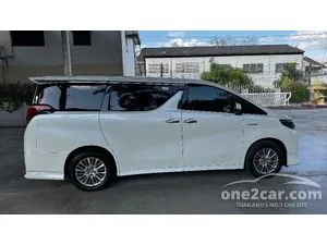 2019 Toyota ALPHARD 2.5 HV Van
