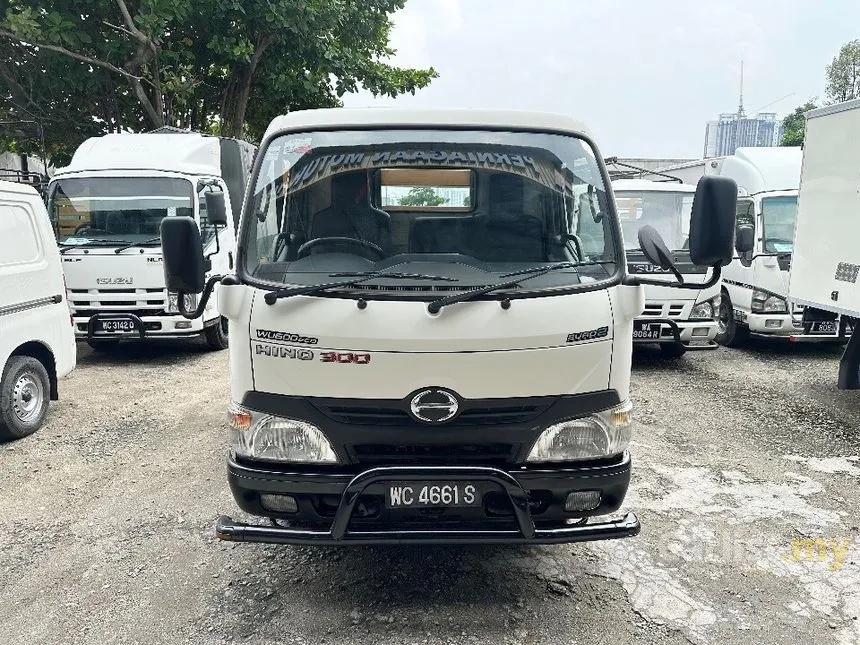 2016 Hino WU600R-HKMLL3 Lorry