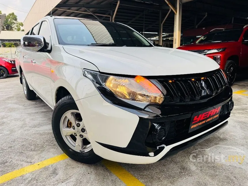 2017 Mitsubishi Triton Quest Dual Cab 4X2 Pickup