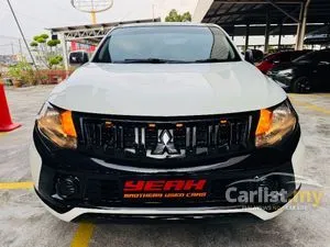 2017 Mitsubishi Triton 2.5 Quest Dual Cab 4X2 Pickup