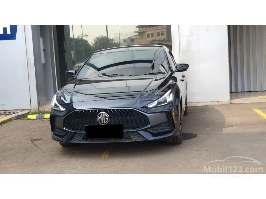 2024 MG 5 GT Magnify Sedan