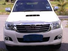 2014 Toyota Hilux 2.5 G VNT Pickup Truck