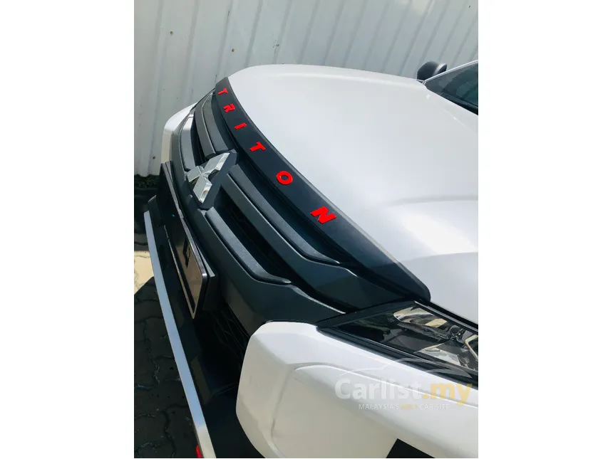 2022 Mitsubishi Triton VGT Pickup Truck
