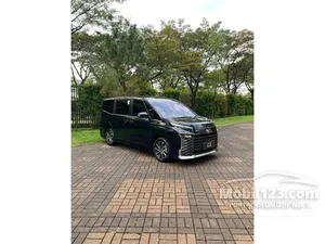2025 Toyota Voxy 2.0 (Non Premium Color) MPV