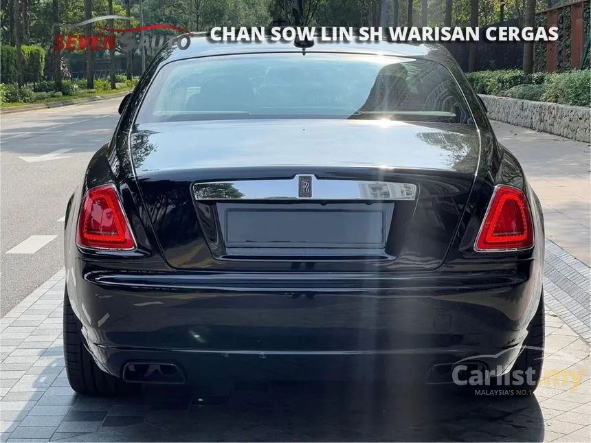 2010 Rolls-Royce Ghost Sedan
