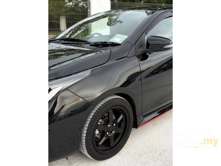 2020 Toyota Yaris E Hatchback