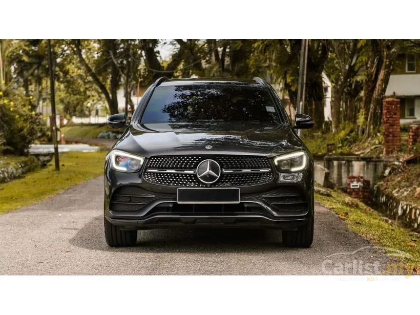 2022 Mercedes-Benz GLC300 4MATIC AMG Line SUV