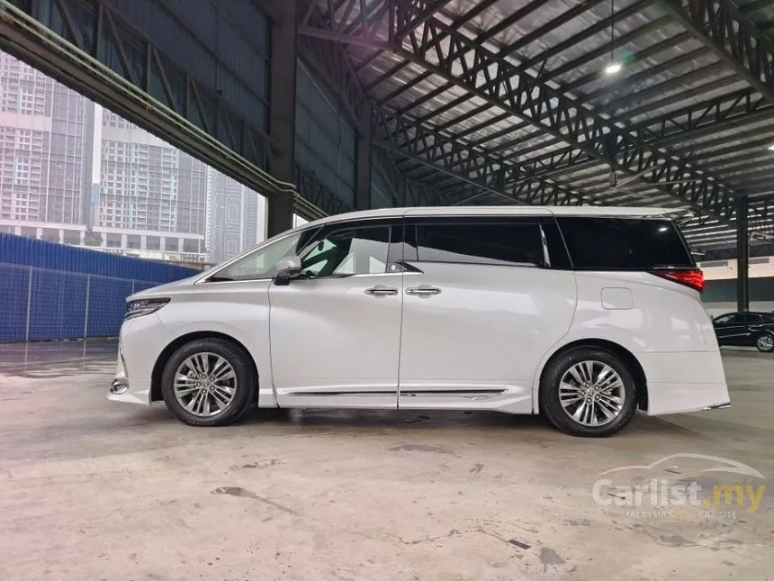 2023 Toyota Alphard Z MPV