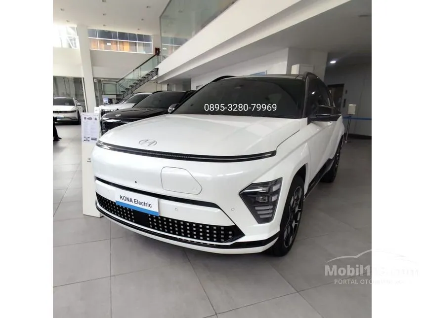 Jual Mobil Hyundai Kona 2024 Electric Long Range Signature di Banten Automatic Wagon Putih Rp 575.000.000