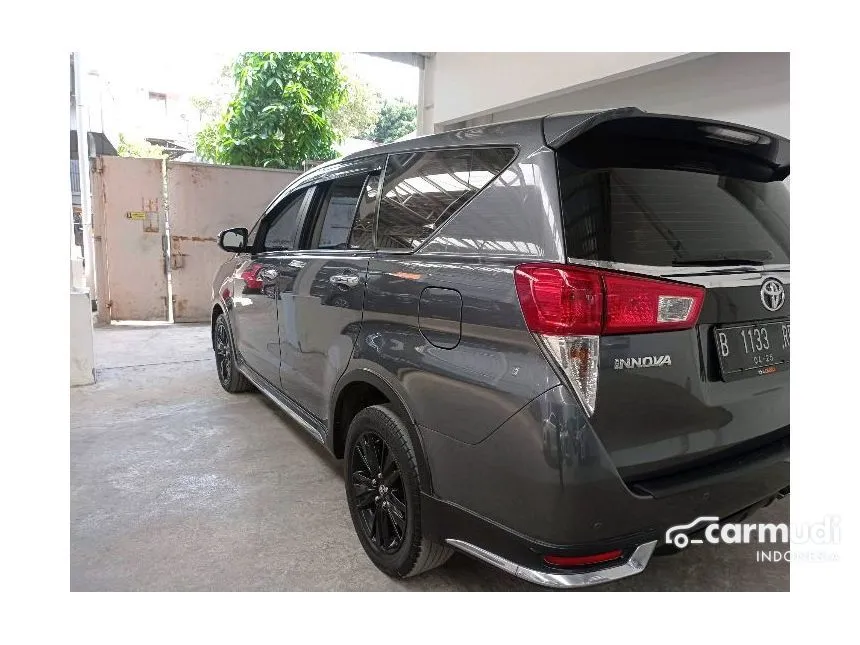 2020 Toyota Innova Venturer Wagon