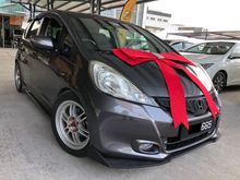 2014 TRUE Honda Jazz 1.5 i-VTEC (A) RS SERVICE RECORD NO PROCESSING FEE