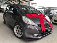 2014 TRUE Honda Jazz 1.5 i-VTEC (A) RS SERVICE RECORD NO PROCESSING FEE