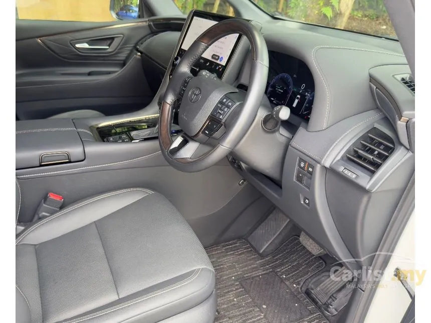 2024 Toyota Alphard Z 7-Seater MPV