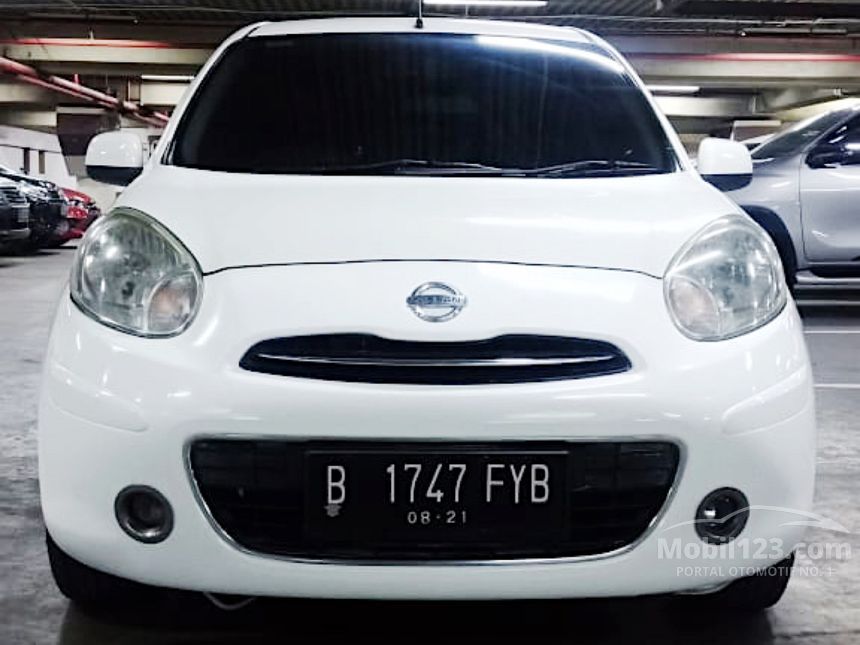 Jual Mobil Nissan March 2012 Xs 1 2 Di Dki Jakarta Automatic Hatchback Putih Rp 85 000 000 5980973 Mobil123 Com