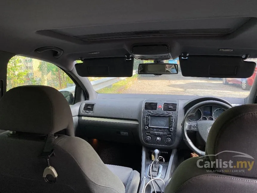 2005 Volkswagen Golf GTI Hatchback