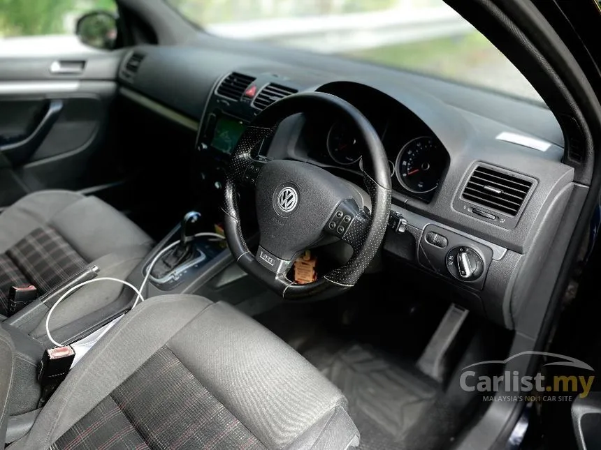 2005 Volkswagen Golf GTI Hatchback