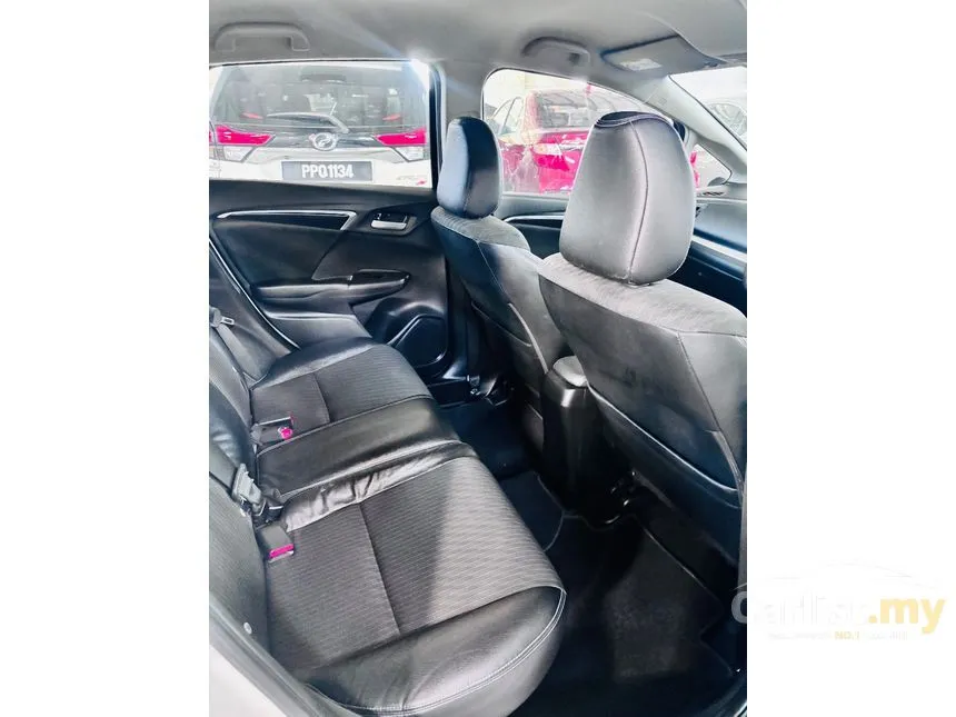 2017 Honda Jazz V Hatchback