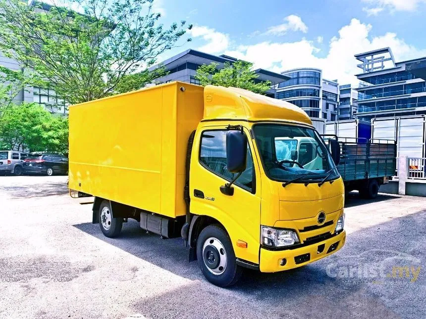 2022 Hino 300 Series Lorry