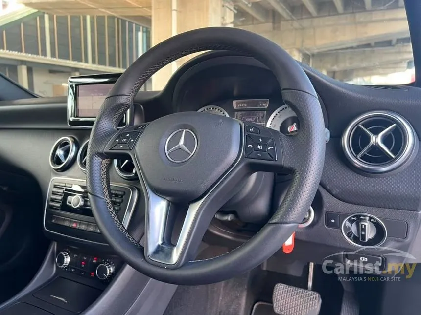 2015 Mercedes-Benz A200 Hatchback