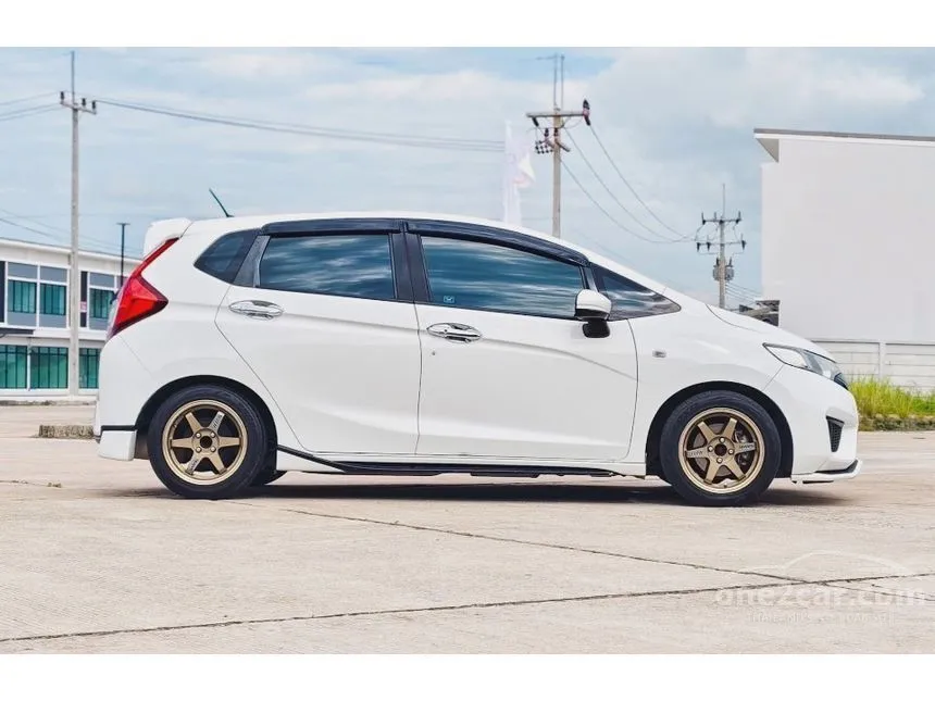 2017 Honda JAZZ V+ Hatchback