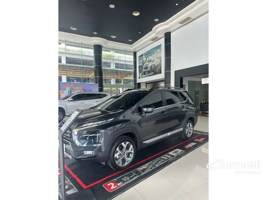 2024 Mitsubishi Xpander CROSS Premium Package Wagon