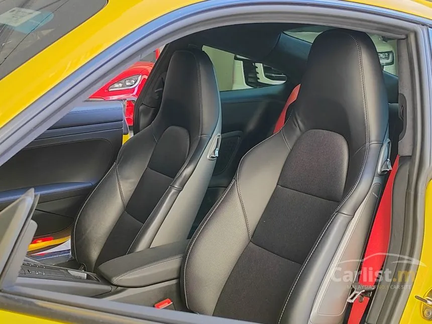 2019 Porsche 911 Carrera Coupe