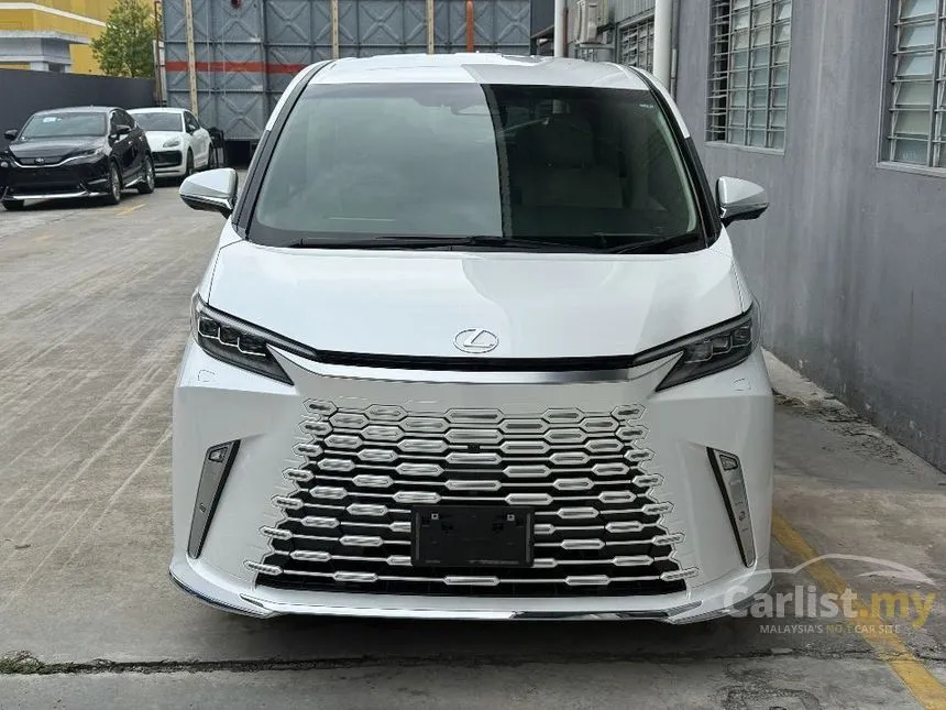 2024 Lexus LM 500h 4 Seater MPV