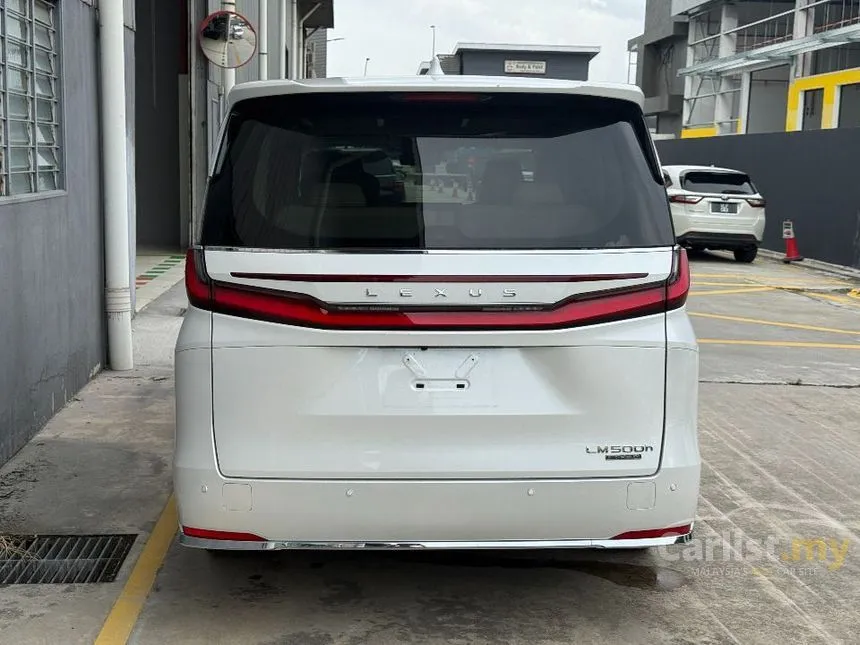 2024 Lexus LM 500h 4 Seater MPV