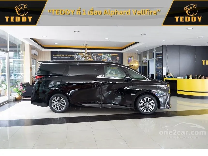 2026 Toyota ALPHARD Z Van