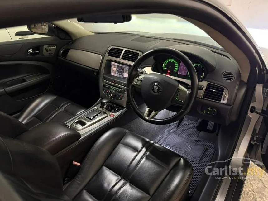 2008 Jaguar XKR Coupe